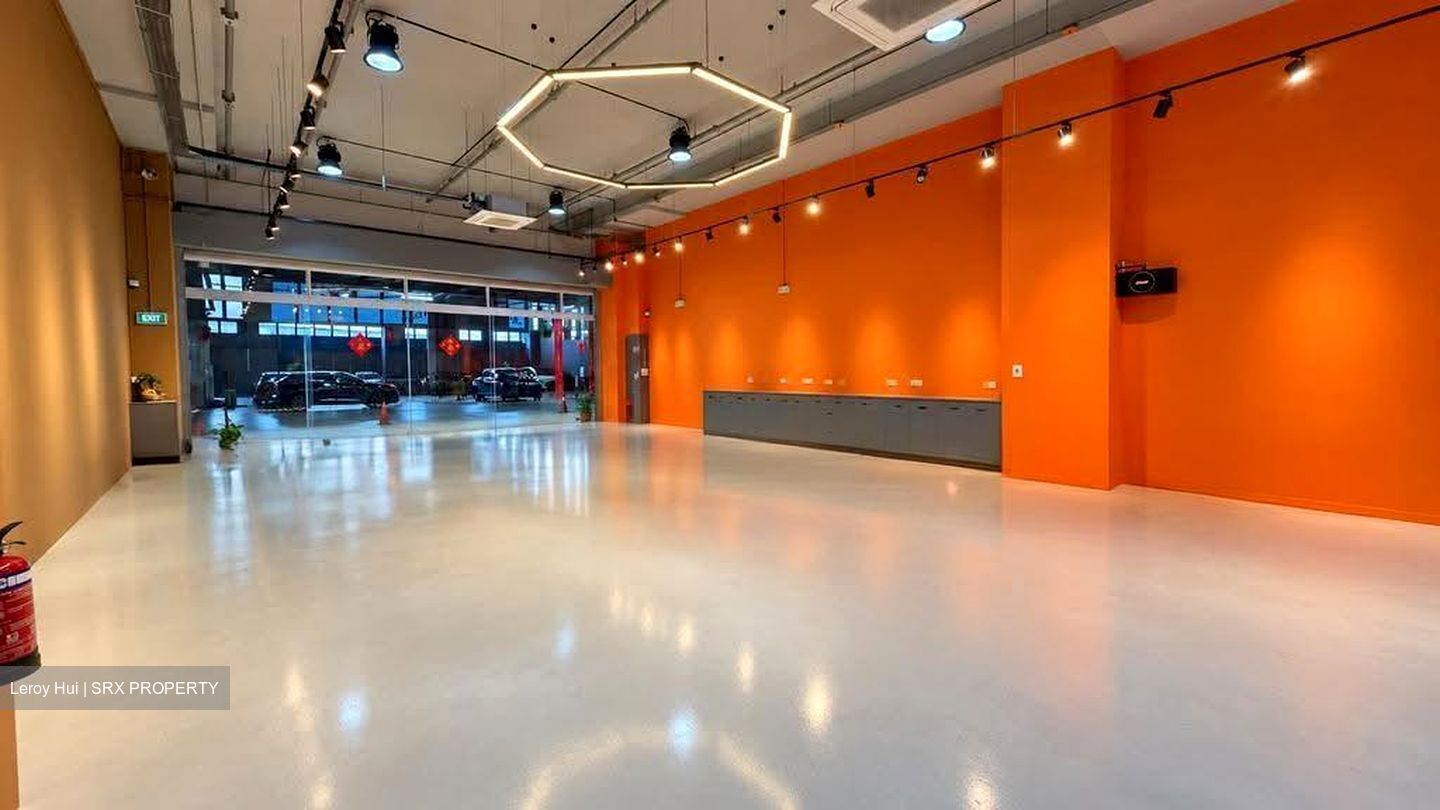 Carros Centre (D25), Factory #634989761